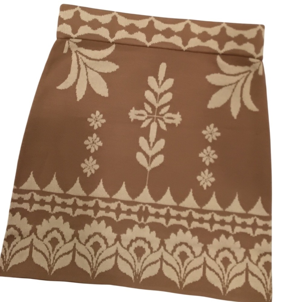MISA Los Angeles Knit Mini Skirt Camel Tan Jacquard Floral Geometric XS New